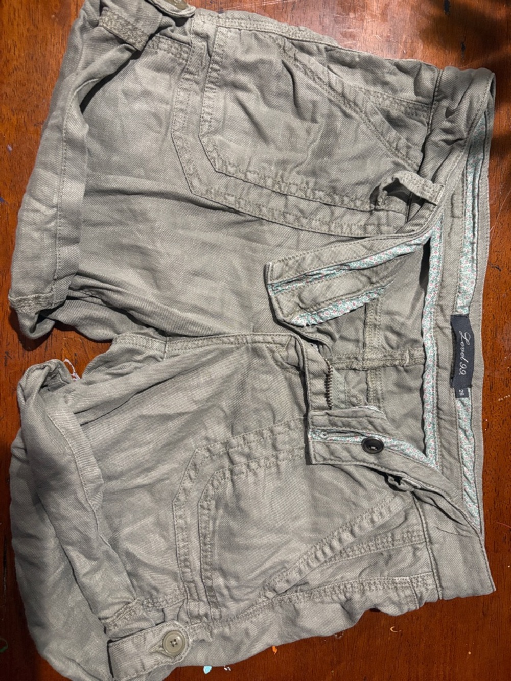 Level 99 Olive Green Women’s Cargo Shorts